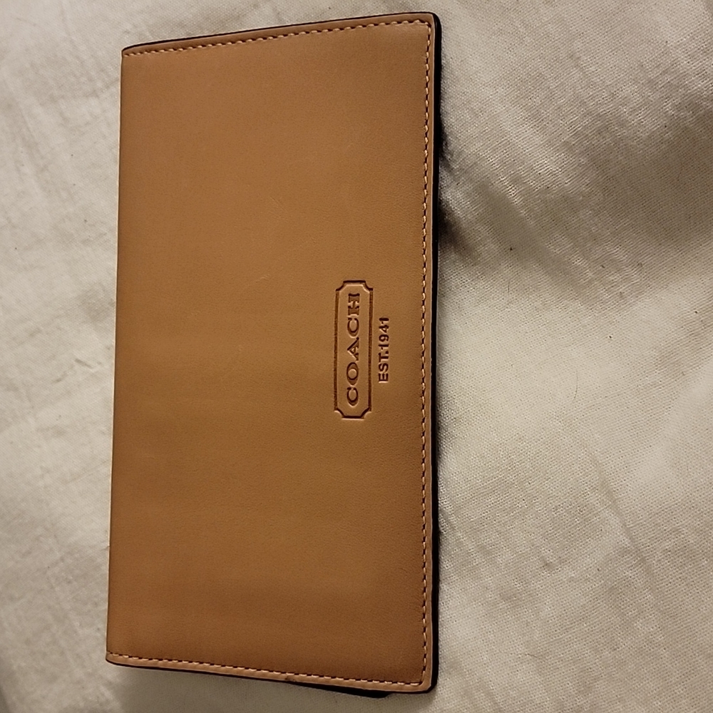 Like New Coach Tan Brown Leather Checkbook Cover Pen Holder Gorgeous Authentic